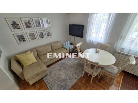 Stan Izdavanje Beograd Lekino Brdo 30 m2