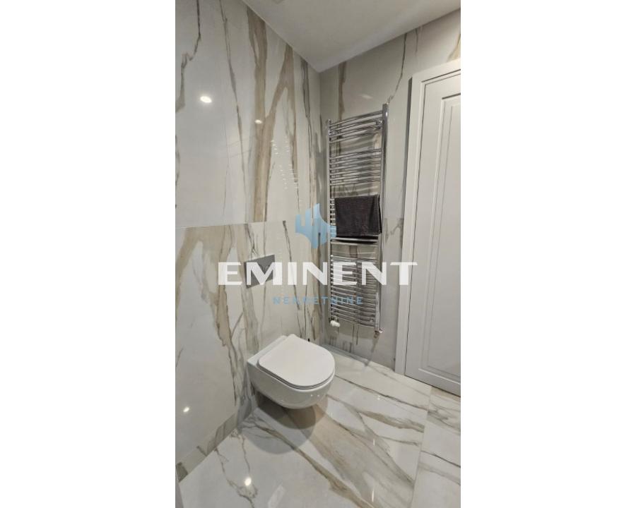 Trosoban stan za izdavanje, Hotel YU, Beograd, 86m², 1.500 €/mes