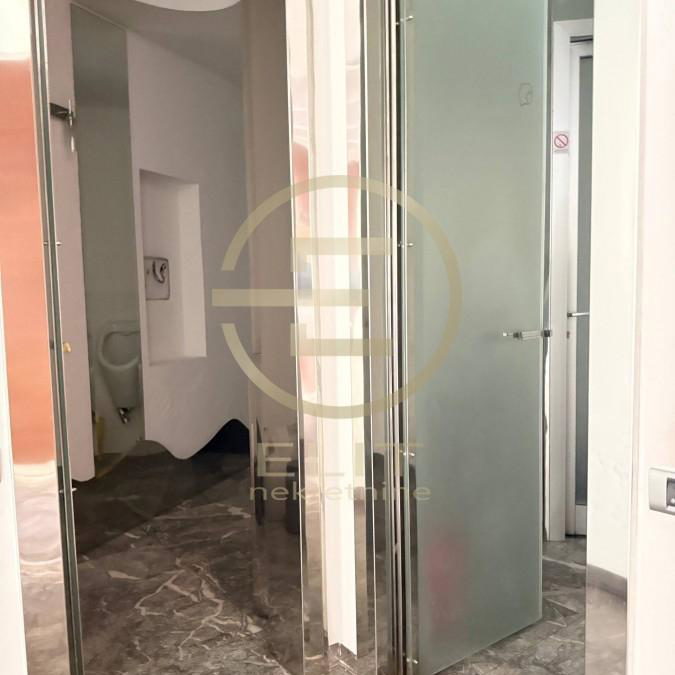 Lokal za izdavanje, Centar, Novi Sad, 254m², 2.000 €/mes