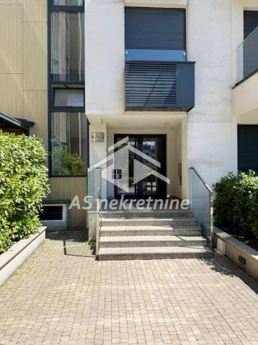 Dvosoban stan za izdavanje, Južni Bulevar, Beograd, 55m², 1.100 €/mes