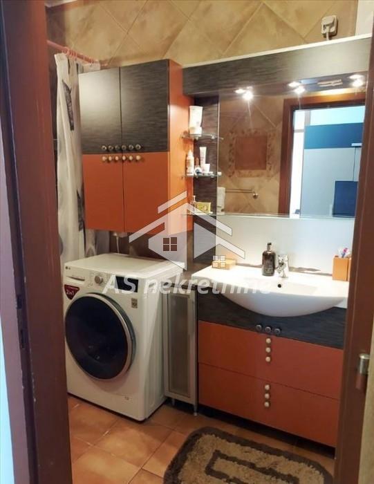 izdavanje-nekretnina-Y7Lgjuj2Xr Četvorosoban stan za izdavanje, Hala Pionir, Beograd, 115m², 1.200 €/mes