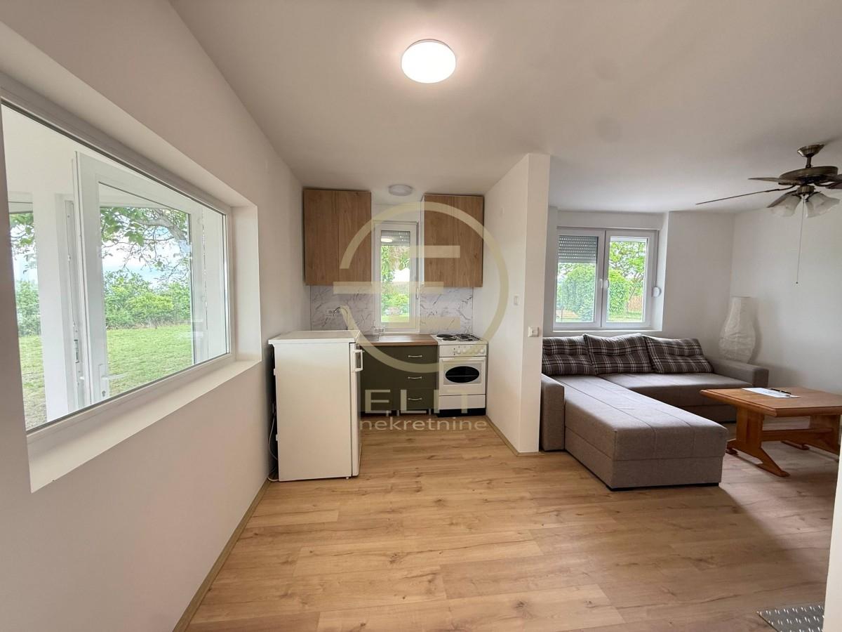 izdavanje-nekretnina-Ys5Hd85coW Kuća na prodaju, Banoštor, Beočin, 68m², 142.000 €