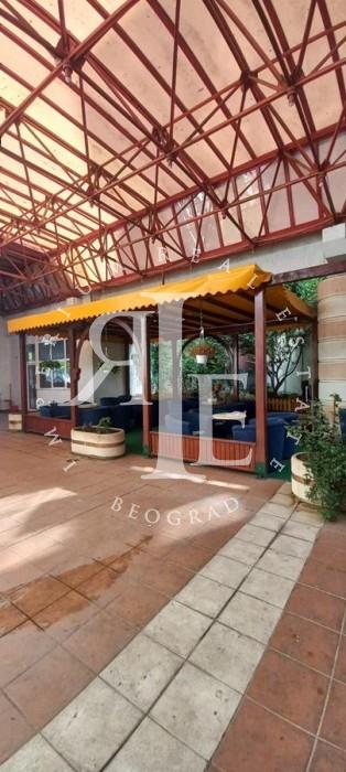 Lokal Prodaja Beograd Blok 12 - YUBC 77 m2