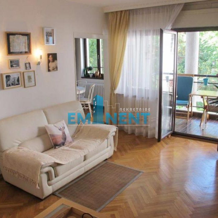 Stan Izdavanje Beograd  90 m2