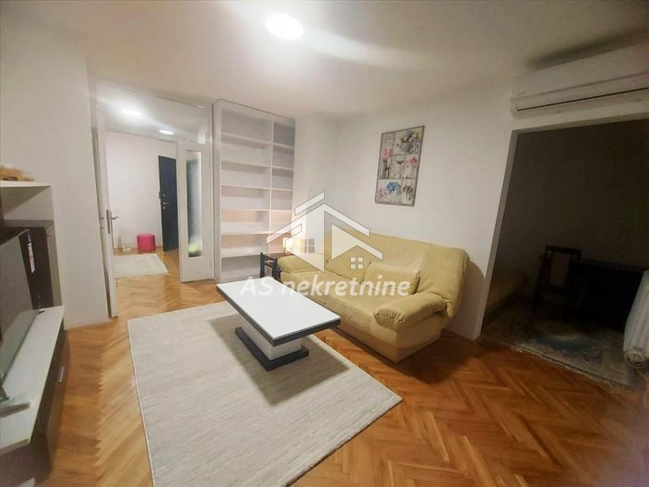 Stan Izdavanje Beograd Slavija 62 m2