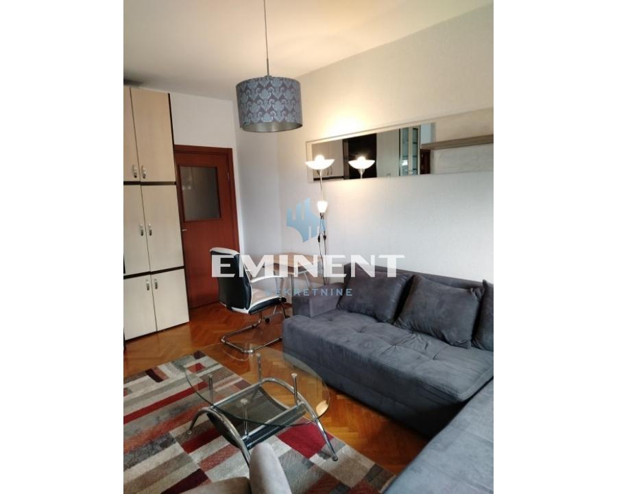 Stan Izdavanje Beograd Stan Izdavanje Beograd FON 40 m2