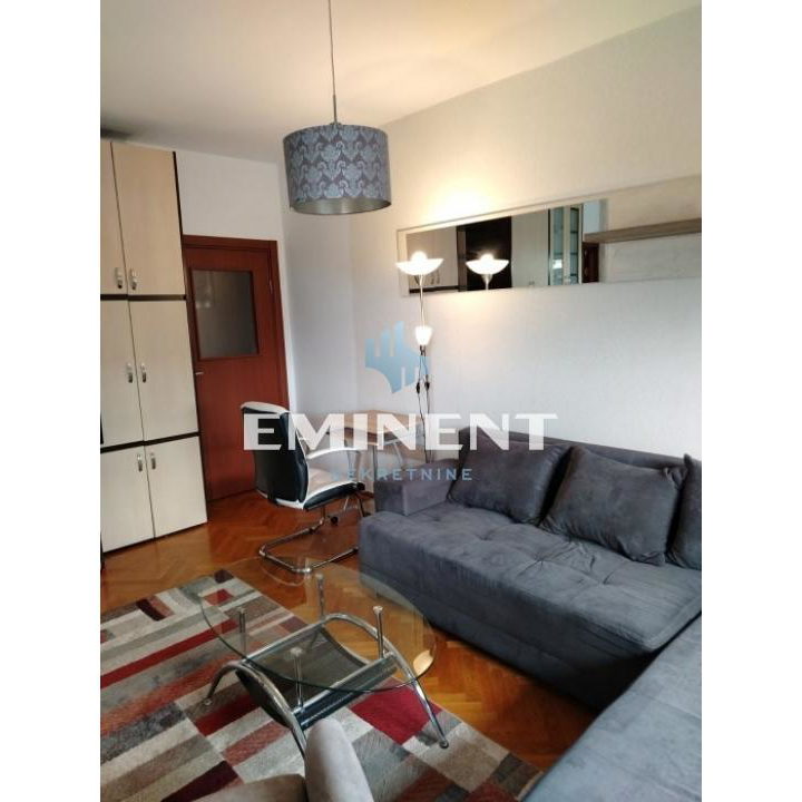Stan Izdavanje Beograd FON 40 m2