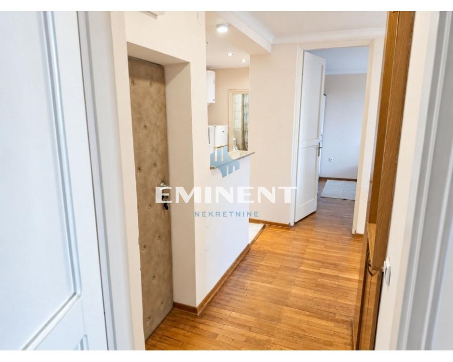 izdavanje-nekretnina-beograd-1Jr1SKjZNY Trosoban stan za izdavanje, Banovo Brdo, Beograd, 53m², 650 €/mes