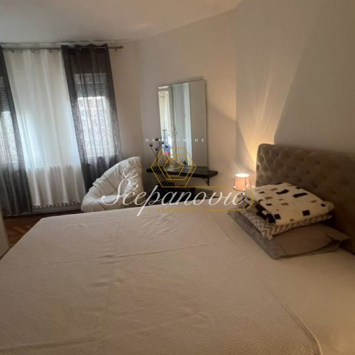 Stan Prodaja Novi Sad  85 m2