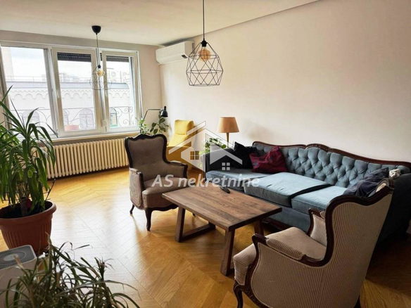 Stan Izdavanje Beograd Hram Svetog Save 75 m2