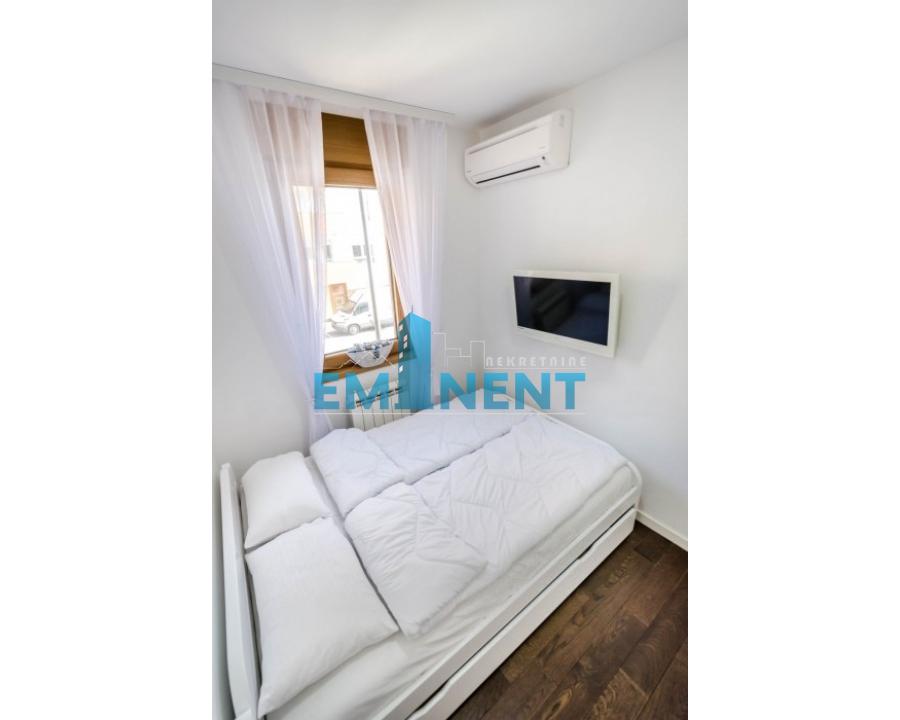 izdavanje-nekretnina-beograd-4UH7C3iN0Q Trosoban stan za izdavanje, A Blok – Blok 67a, Beograd, 60m², 1.280 €/mes