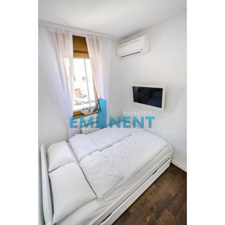 Trosoban stan za izdavanje, A Blok – Blok 67a, Beograd, 60m², 1.280 €/mes