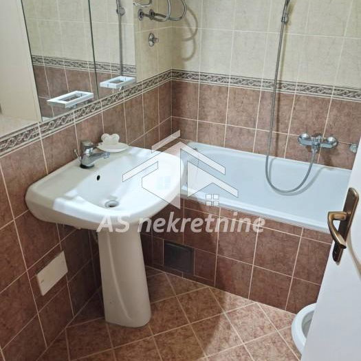 Stan Izdavanje Beograd Blok 22 28 m2