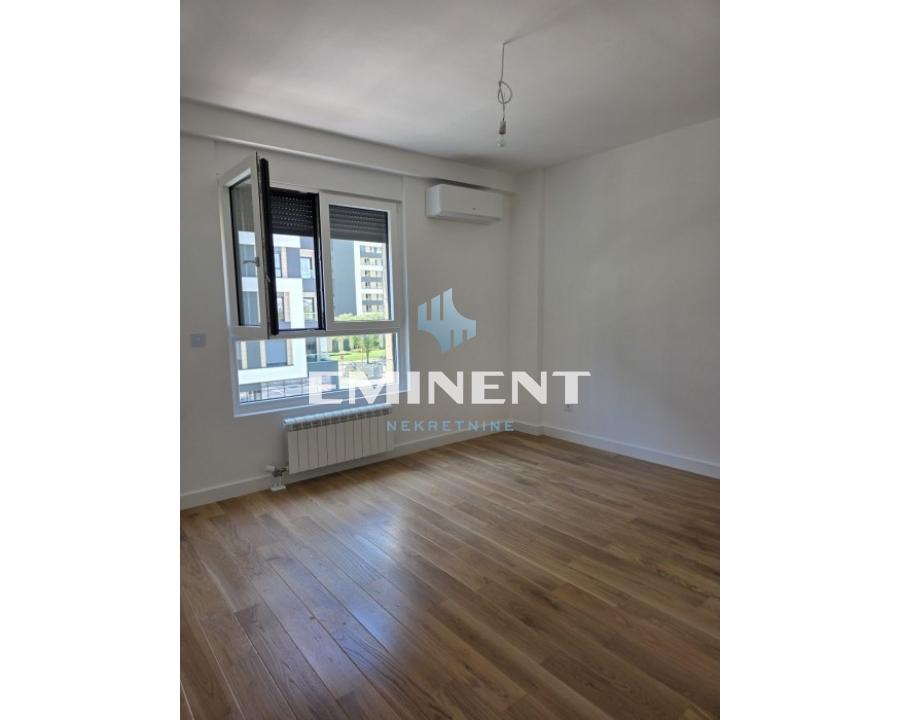 Stan Izdavanje Beograd Blok 65 54 m2