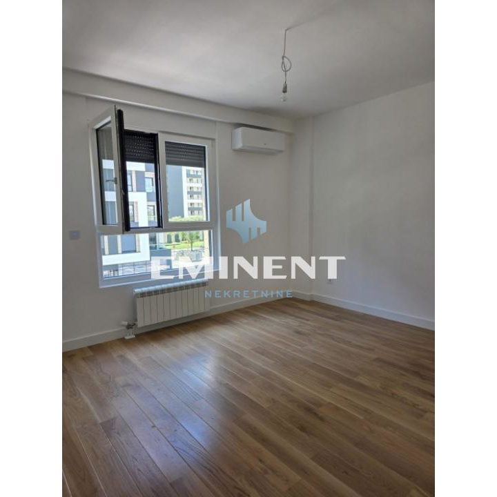 Stan Izdavanje Beograd Blok 65 54 m2