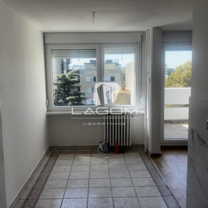 Četvorosoban stan na prodaju, Voždovačka Crkva, Beograd, 134m², 422.000 €