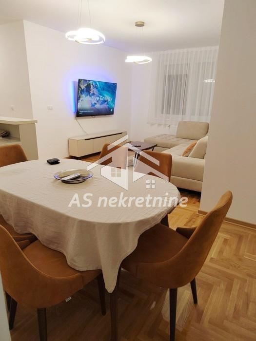 Stan Izdavanje Beograd Banjica 79 m2