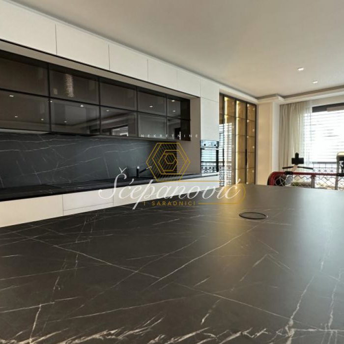 Stan Izdavanje Beograd Krunska 163 m2