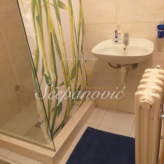 Kuća na prodaju, Fruška Gora, 307m², 430.000 €