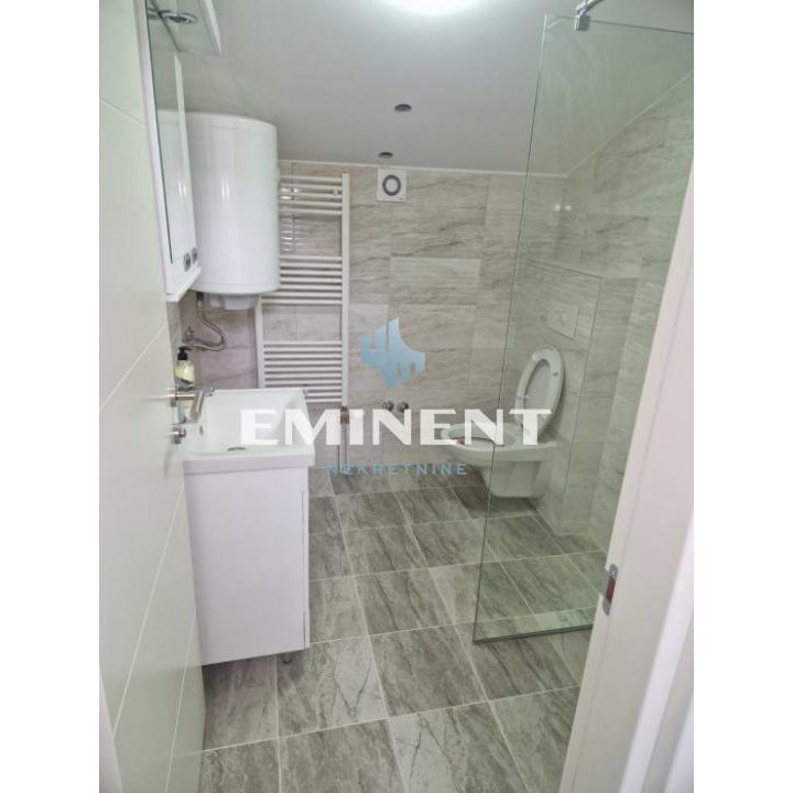 Kuća za izdavanje, Mirijevo, Beograd, 220m², 1.500 €/mes