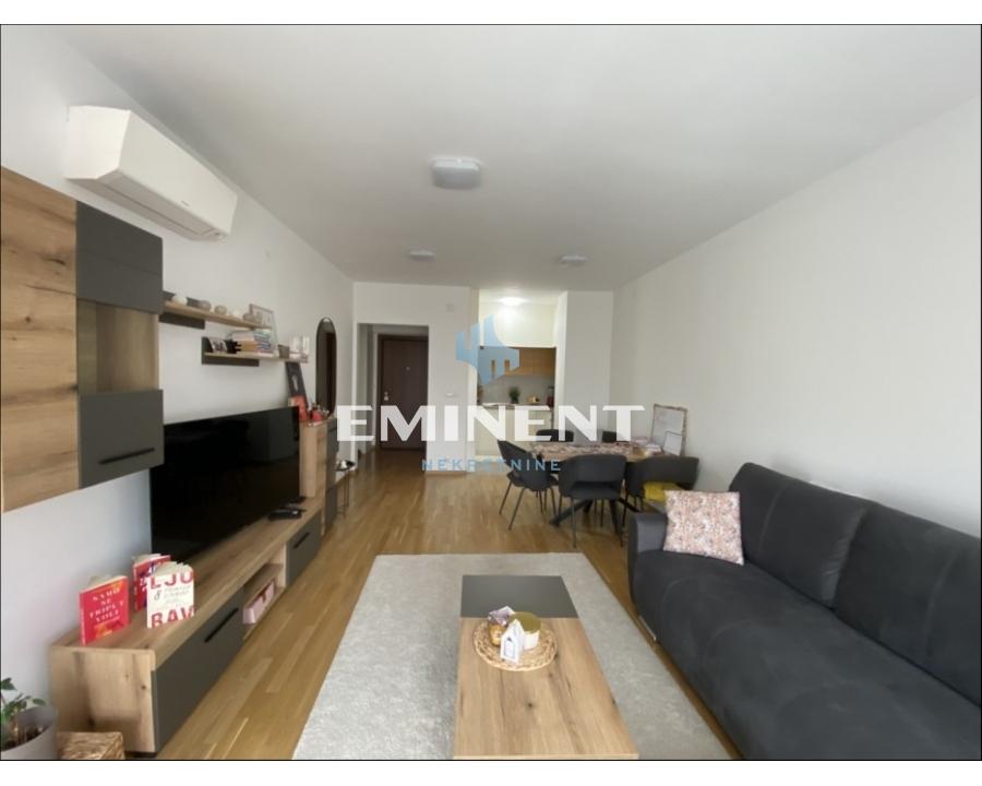 Stan Izdavanje Beograd Blok 45 57 m2