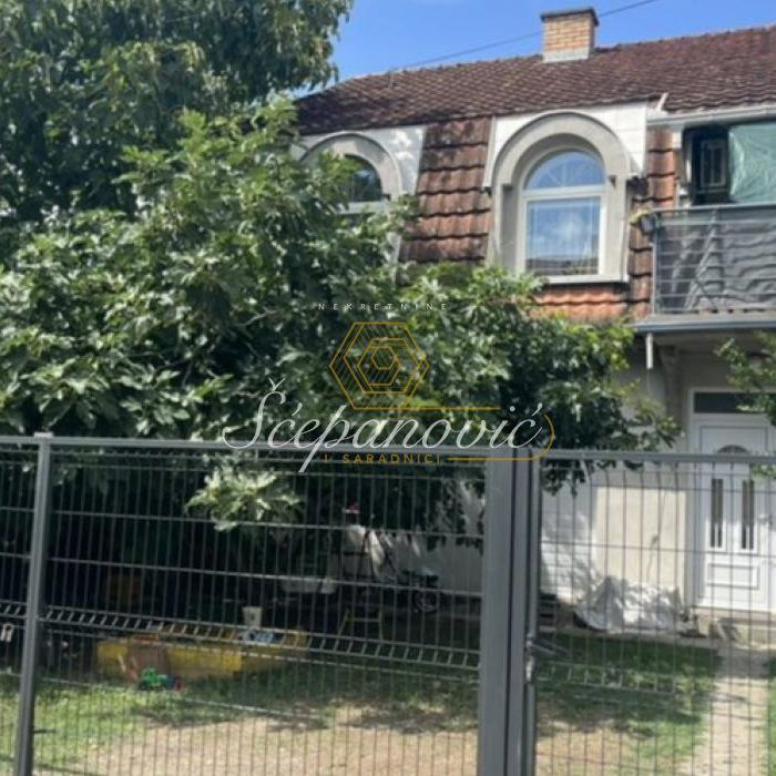 Kuća Prodaja Novi Sad  188 m2