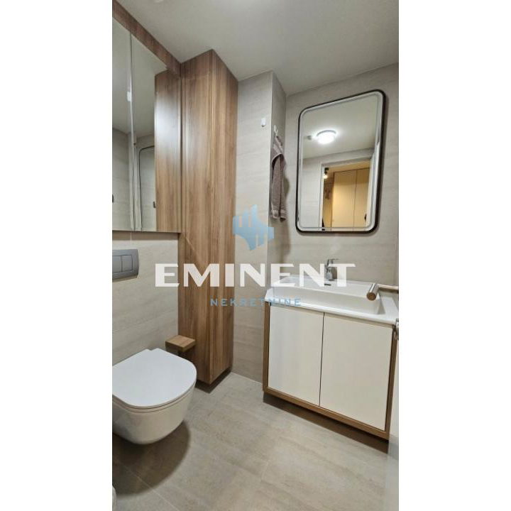 Trosoban stan za izdavanje, Blok 65, Beograd, 76m², 1.600 €/mes