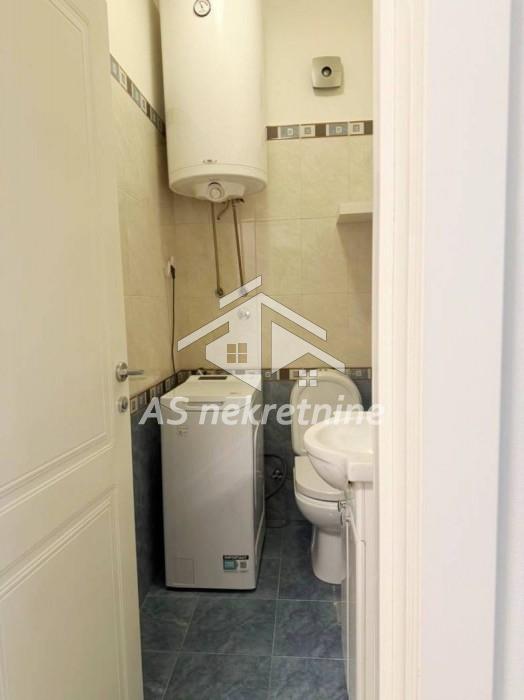 izdavanje-nekretnina-beograd-E3M2MlYpQV Trosoban stan za izdavanje, Hram Svetog Save, Beograd, 106m², 1.600 €/mes