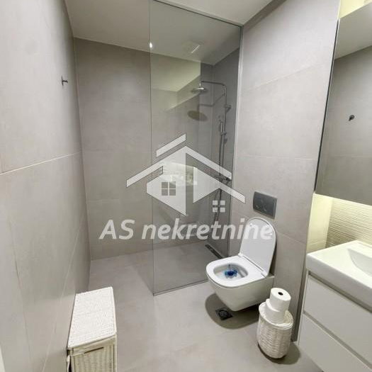 Trosoban stan za izdavanje, Blok 64, Beograd, 78m², 2.000 €/mes