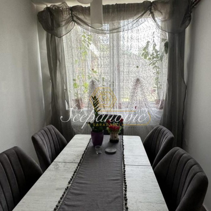 Kuća Prodaja Novi Sad  100 m2