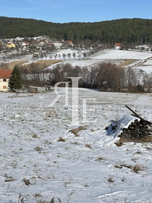 Plac Prodaja Tara Plac Prodaja Tara 32 m2