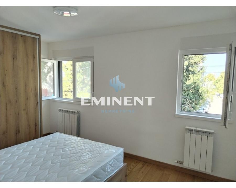 izdavanje-nekretnina-beograd-KOaxHt9x6T Četvorosoban stan za izdavanje, Dimitrija Tucovića, Beograd, 84m², 1.200 €/mes