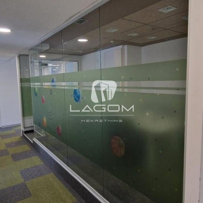 Lokal Izdavanje Beograd Blok 67 - Belville 772 m2