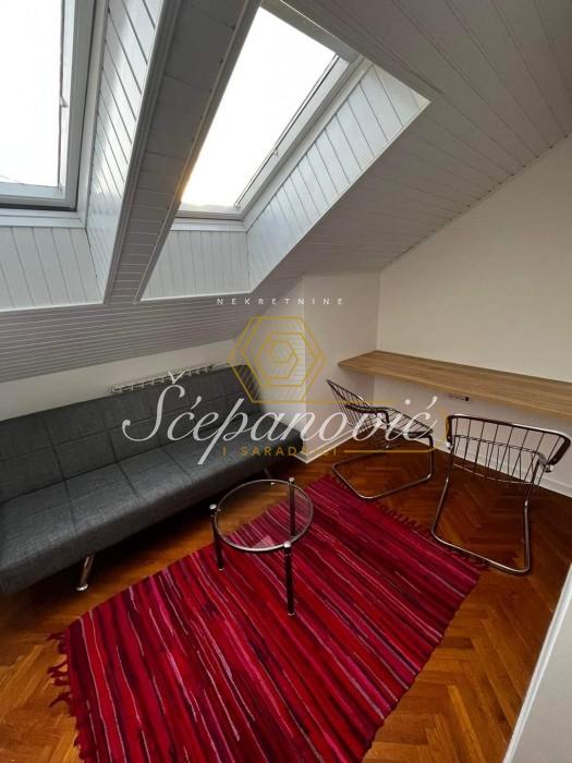 Trosoban stan na prodaju, Grbavica, Novi Sad, 71m², 166.000 €
