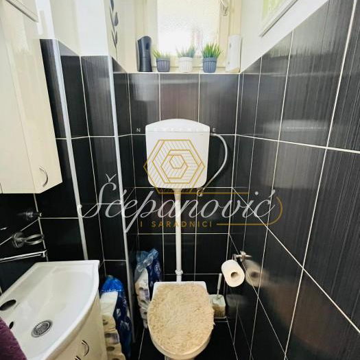 Četvorosoban stan na prodaju, Liman 2, Novi Sad, 71m², 220.000 €