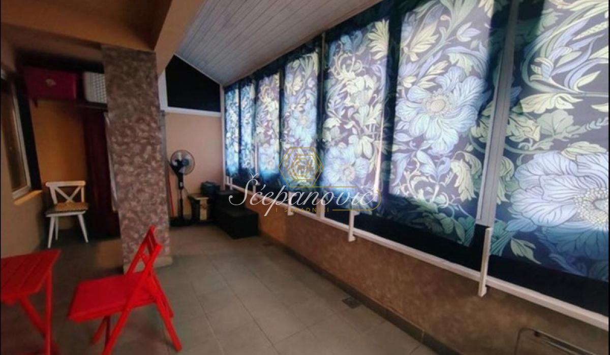 Stan Prodaja Novi Sad  82 m2
