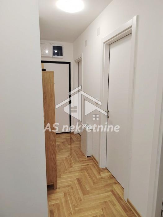 Četvorosoban stan za izdavanje, Banjica, Beograd, 79m², 1.400 €/mes
