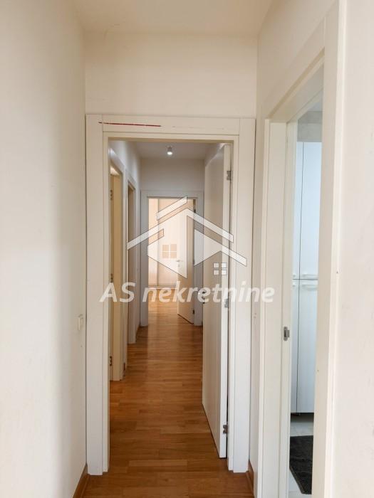 Stan Izdavanje Beograd Senjak 157 m2