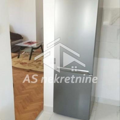Stan Izdavanje Beograd Dedinje 80 m2