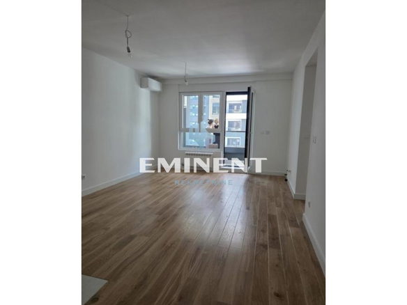 Stan Izdavanje Beograd Blok 65 54 m2