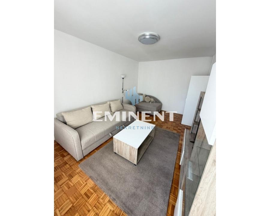 Stan Izdavanje Beograd Blok 63 59 m2