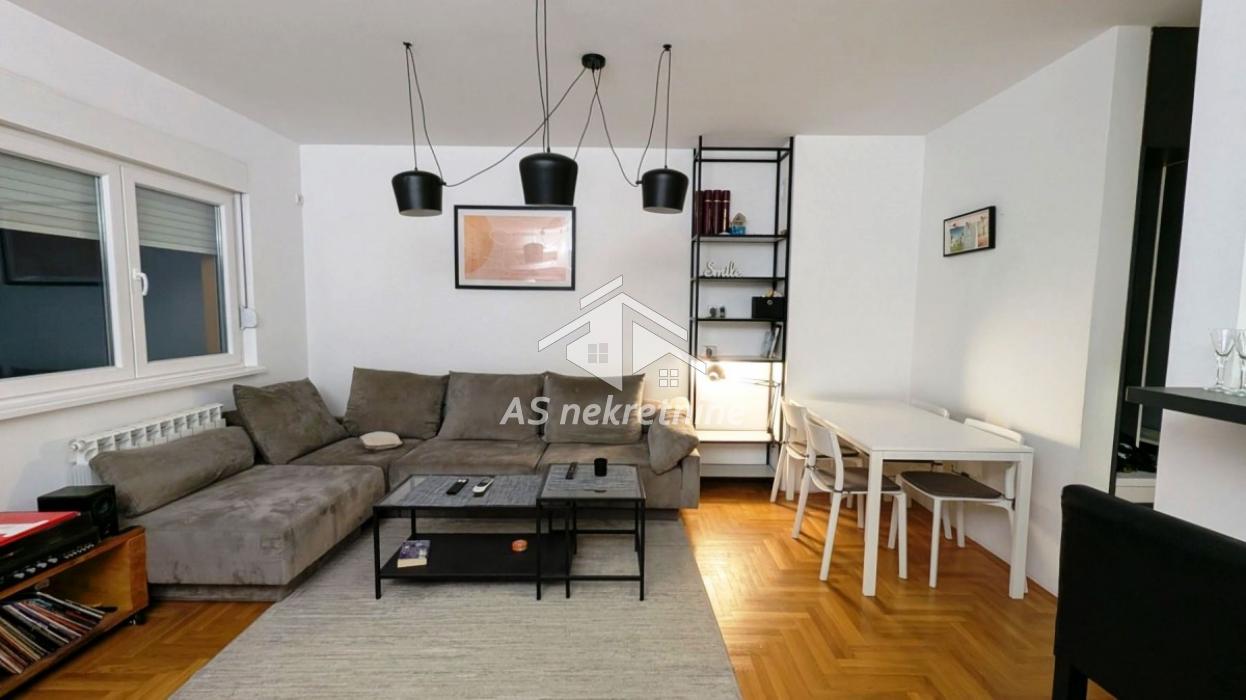 Trosoban stan za izdavanje, Blok 72, Beograd, 71m², 950 €/mes