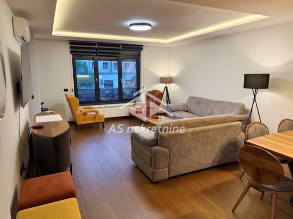 Stan Izdavanje Beograd Banovo Brdo 90 m2
