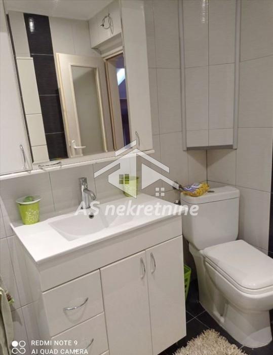 izdavanje-nekretnina-beograd-djJ8CqTSDf Trosoban stan na prodaju, Cvetkova Pijaca, Beograd, 133m², 279.000 €