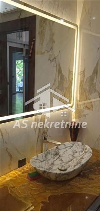 Stan Izdavanje Beograd Skupština 67 m2