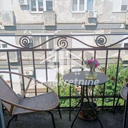 Četvorosoban stan za izdavanje, Terazije, Beograd, 120m², 900 €/mes