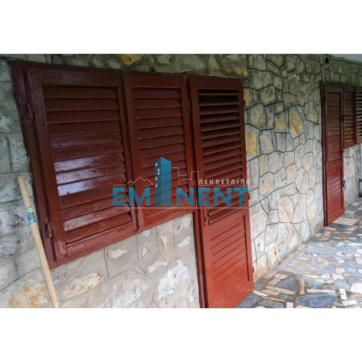 Kuća Prodaja Inđija  172 m2