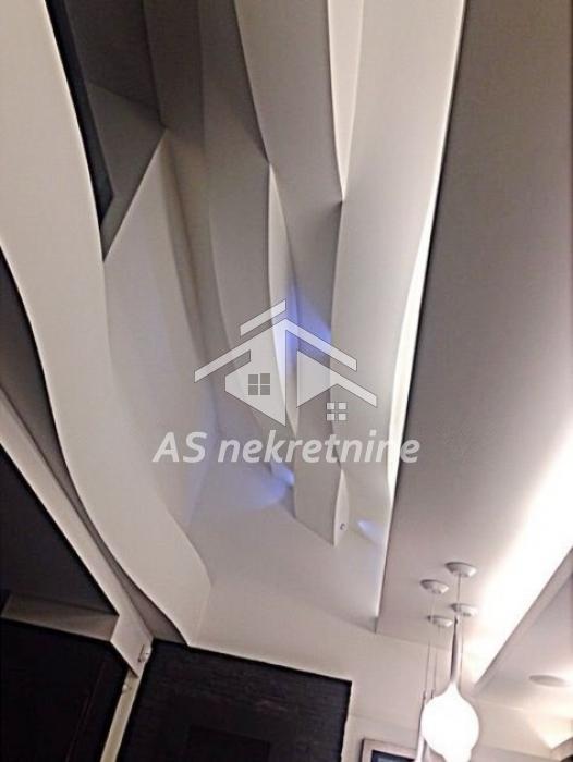 Četvorosoban stan na prodaju, Crveni Krst Vračar, Beograd, 117m², 425.000 €