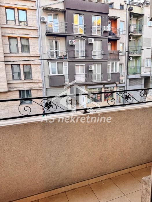 Stan Izdavanje Beograd Lekino Brdo 67 m2