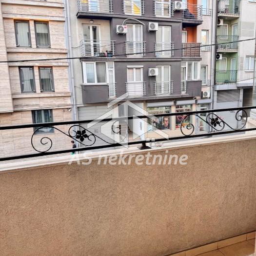 Stan Izdavanje Beograd Lekino Brdo 67 m2